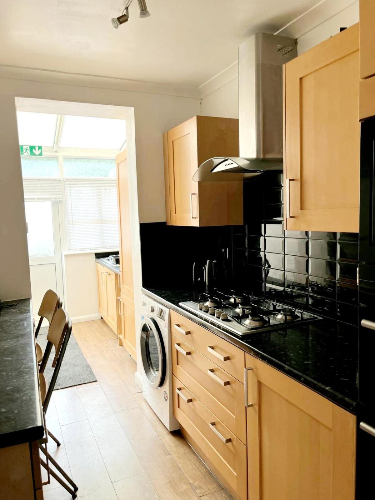 Cosy Room Stay 4 Σάτον Εξωτερικό φωτογραφία